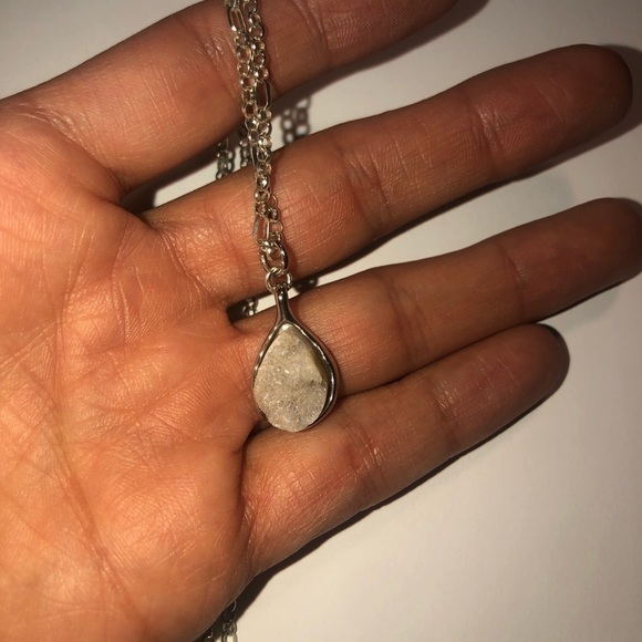 ISARA White Druzy Necklace & Earrings Set Silver Tone Costume Jewelry - Picture 4 of 8